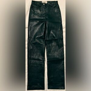 Chic Aritzia Wilfred The Melina Pant In Dark Green Faux Leather